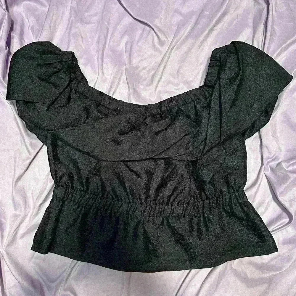 NEW Topshop Textured Bardot Crop Peplum Blouse – Black – Women’s US 8 - Picture 6 of 6